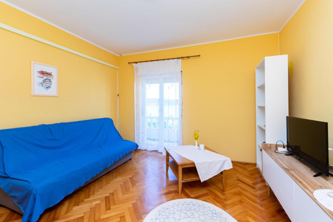 Apartments Biserka Barbat na Rabu Bagian luar foto